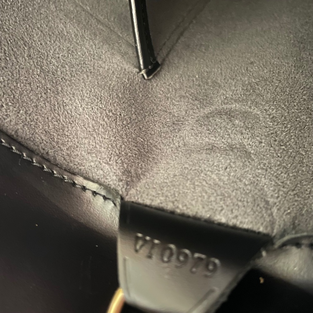 Louis Vuitton Noctambule Epi Tote Black Leather Vintage Lucite Handle - Picture 14 of 16